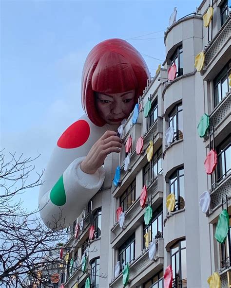 louis vuitton y yayoi kusama